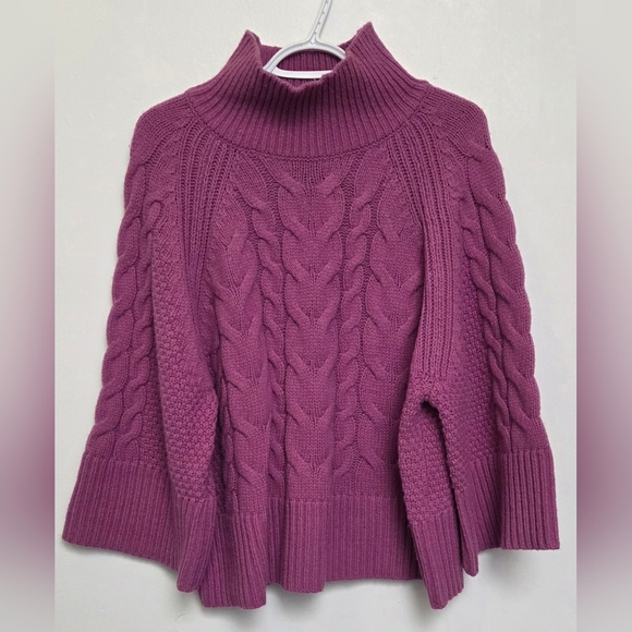 Banana Republic Cavo Flare-Sleeve Cropped Sweater Sz M Cable Knit Purple Dawn. - Picture 2 of 13